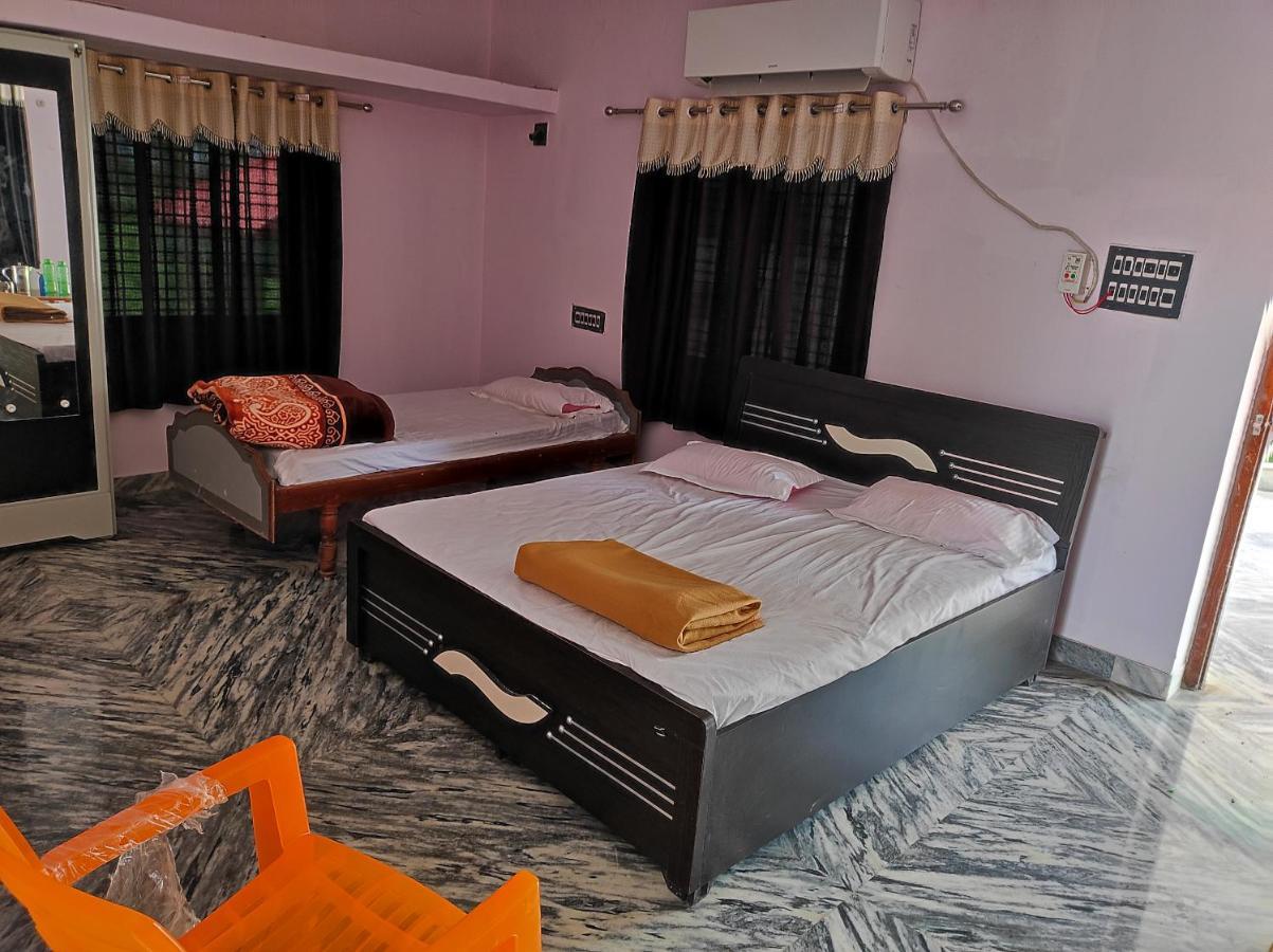 Vrundavan Home Stay And Village Resort Kevadia Eksteriør billede