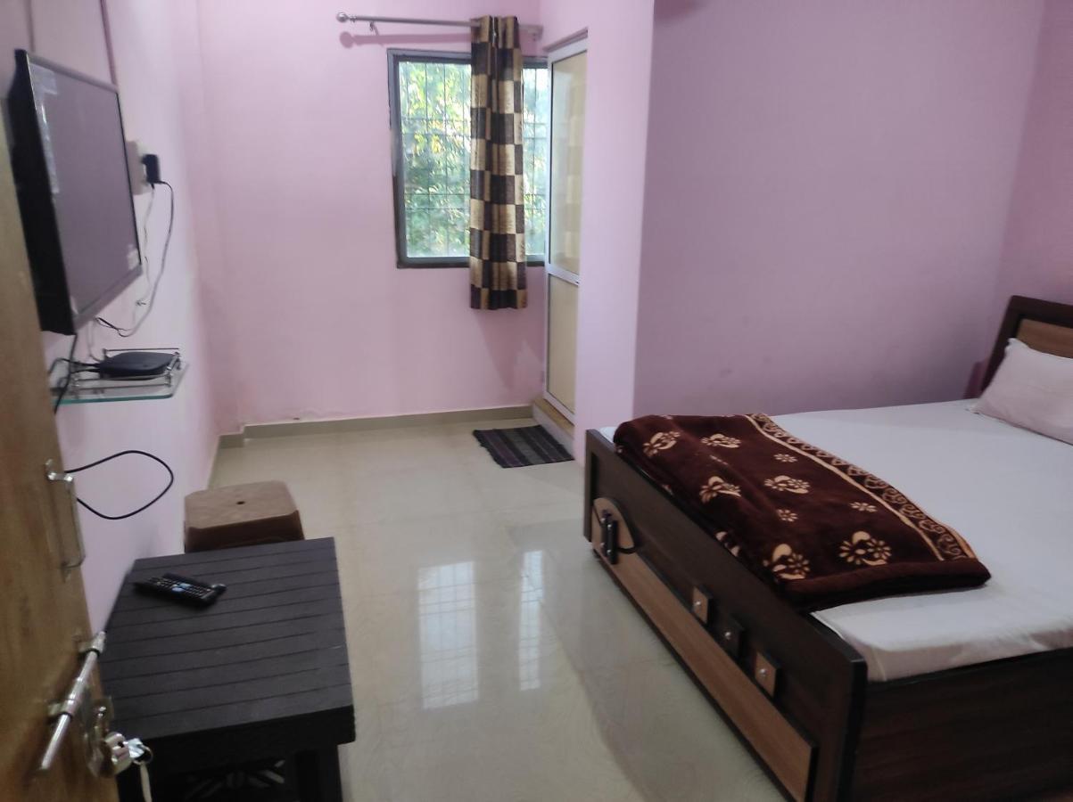 Vrundavan Home Stay And Village Resort Kevadia Eksteriør billede