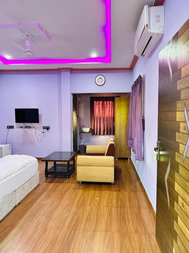 Vrundavan Home Stay And Village Resort Kevadia Eksteriør billede