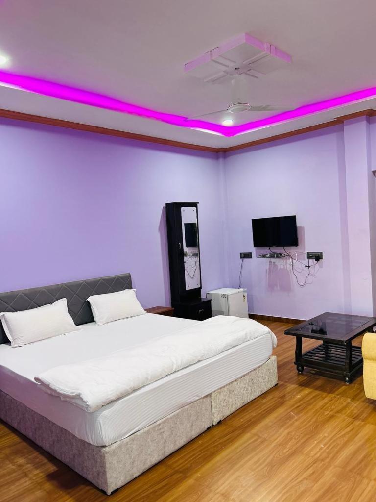 Vrundavan Home Stay And Village Resort Kevadia Eksteriør billede